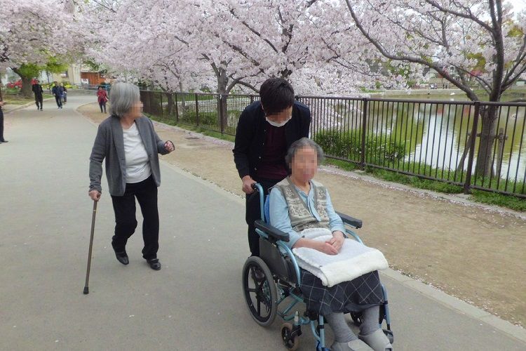 万代池のお花見